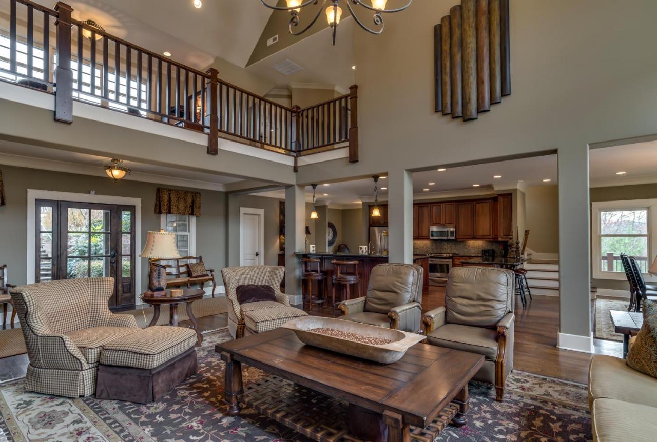 Holiday home Hawks View With Fireplace Pet Friendly Mill Spring