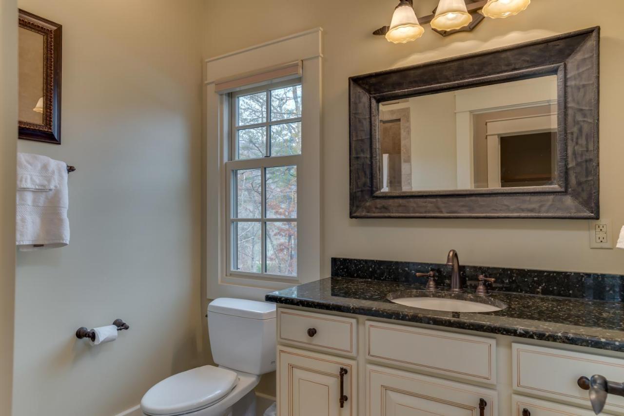 Hawks View With Fireplace Pet Friendly