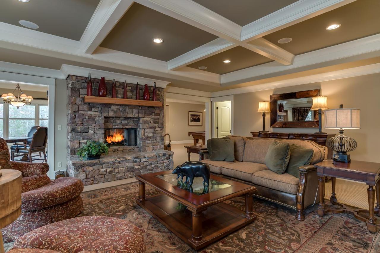 Holiday home Hawks View With Fireplace Pet Friendly Mill Spring